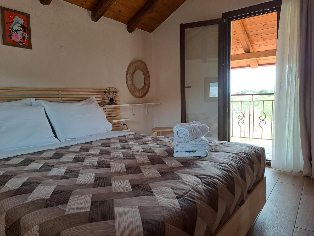The House Apartment Ormos Panagias