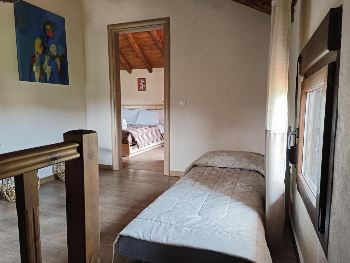 The House Apartment Ormos Panagias